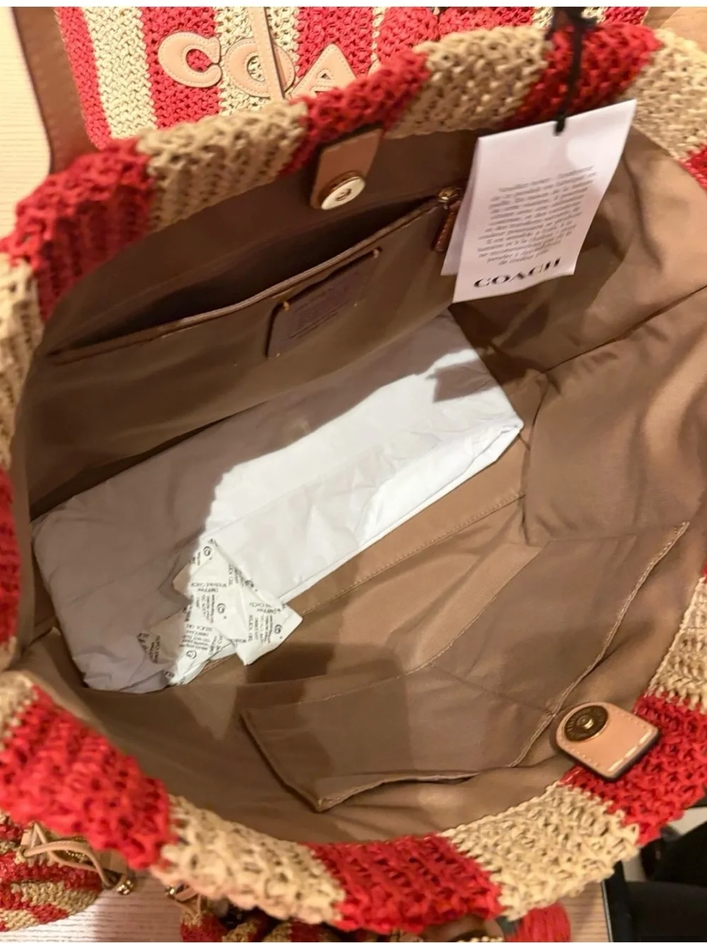 NWT COACH THE CITY TOTE BAG RED/TAN Striped Straw Tote Leather Logo, Handles.
